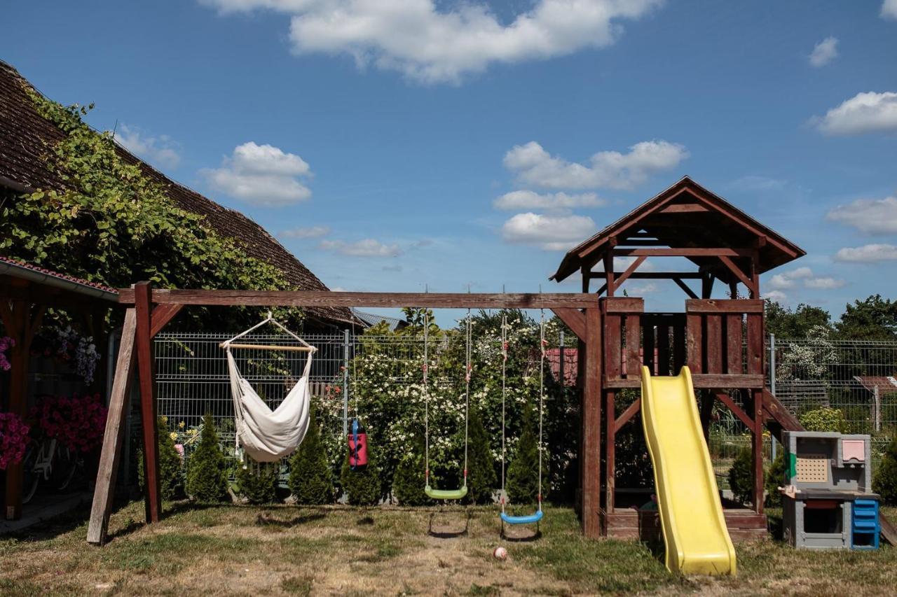 Agroturystyka Pod Debem Łagów Esterno foto
